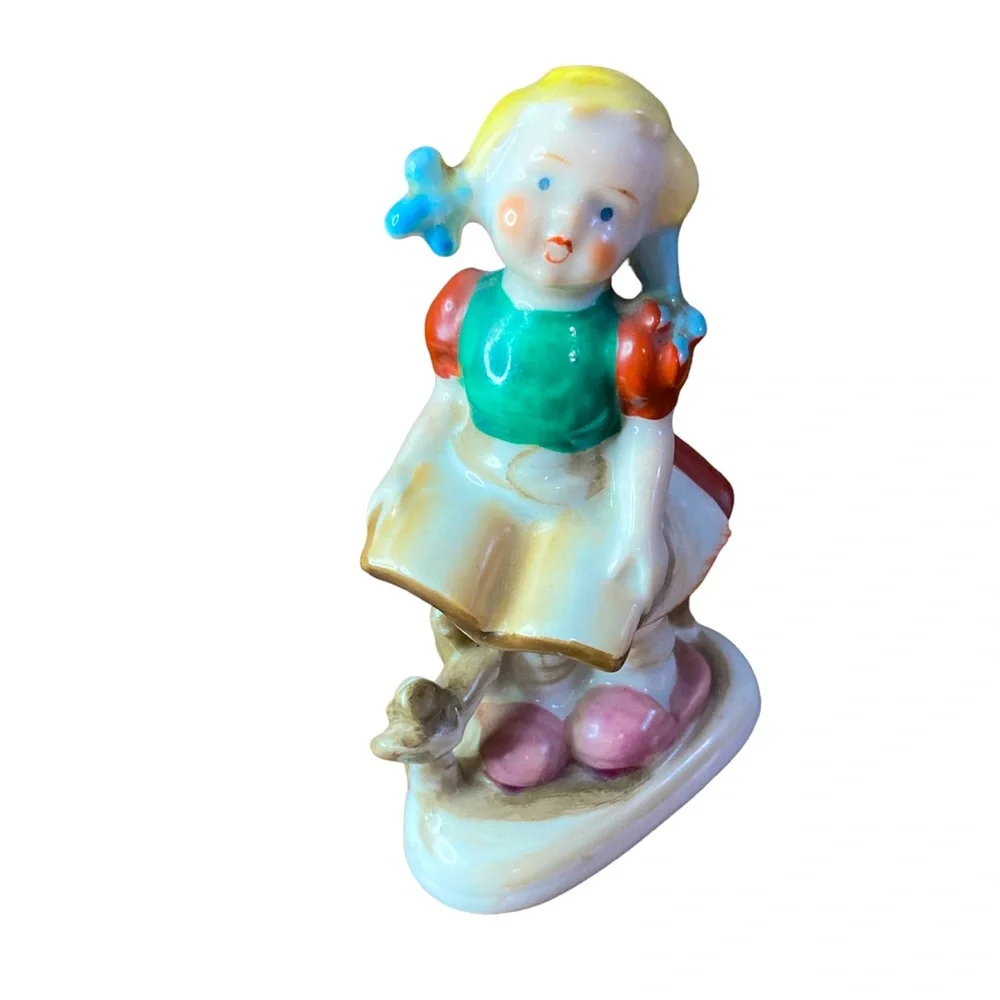 Occupied Japan Ceramic Figurine Girl Holding Book Accent Decor Vintage Retro